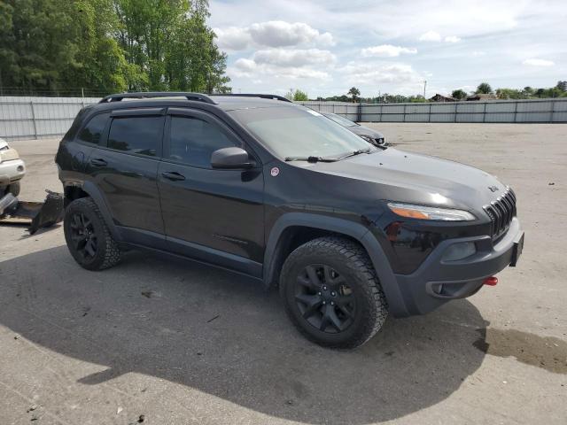 1C4PJMBS6HW589906 - 2017 JEEP CHEROKEE TRAILHAWK BLACK photo 4