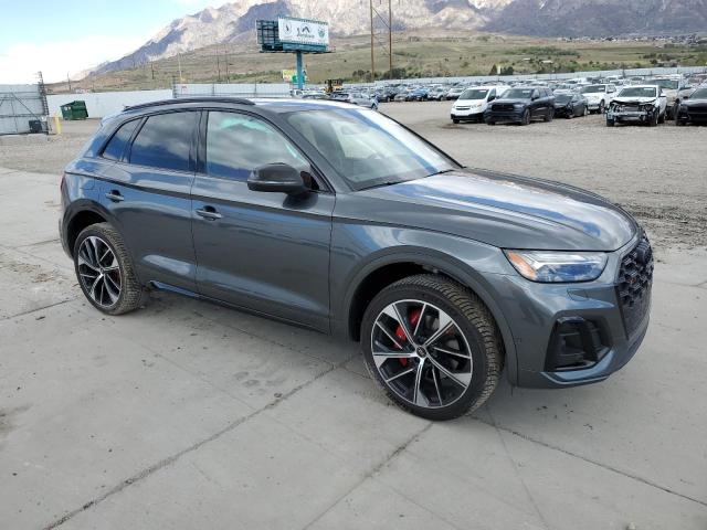 WA1C4AFY7R2062334 - 2024 AUDI SQ5 PRESTIGE GRAY photo 4