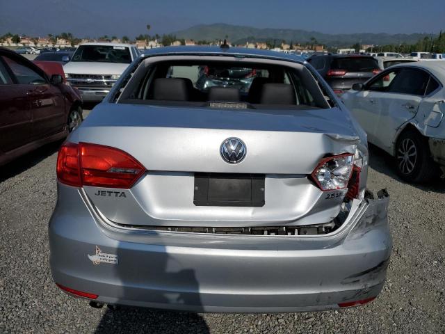 3VWDZ7AJ6BM345392 - 2011 VOLKSWAGEN JETTA SE SILVER photo 6
