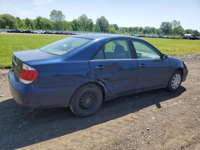 4T1BE32K55U099761 - 2005 TOYOTA CAMRY LE BLUE photo 3