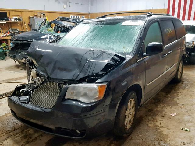 2A4RR5D19AR480313 - 2010 CHRYSLER TOWN & COUNTRY TOURING  photo 2