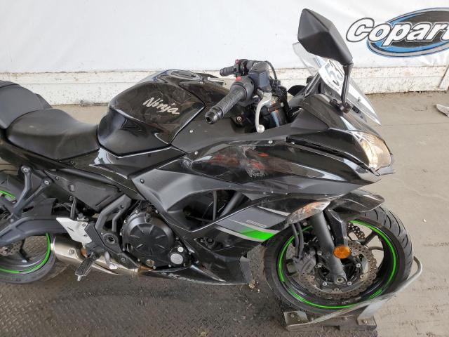 JKAEXEJ13KDA03361 - 2019 KAWASAKI EX650 J შავი ფოტო 5