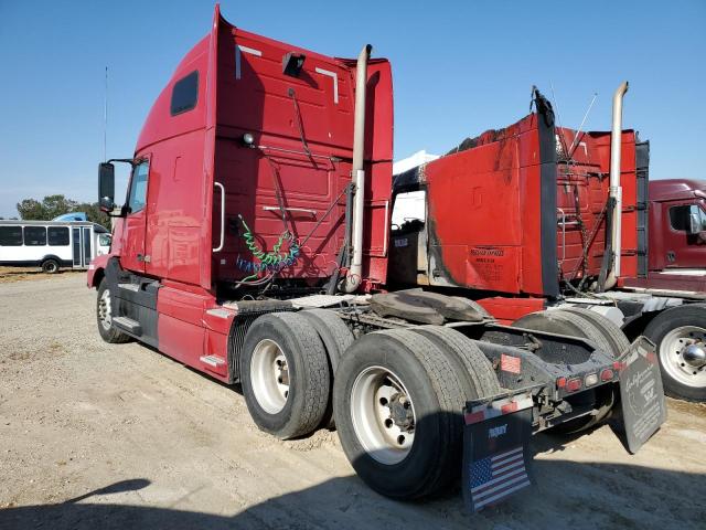 4V4NC9EH2BN295757 - 2011 VOLVO VN VNL RED photo 3