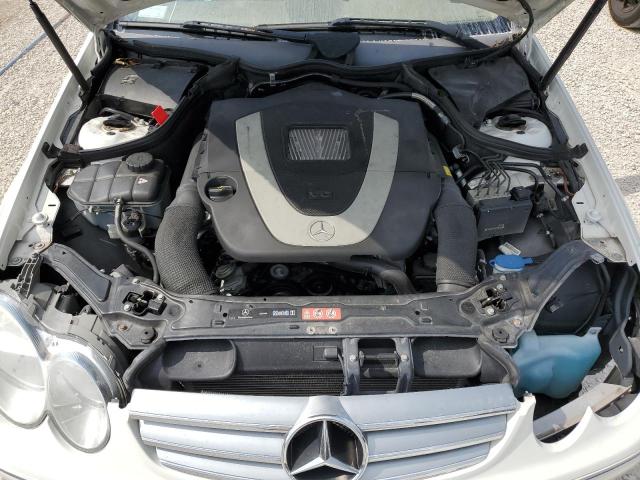 WDBTK56F48F249411 - 2008 MERCEDES-BENZ CLK 350 WHITE photo 11