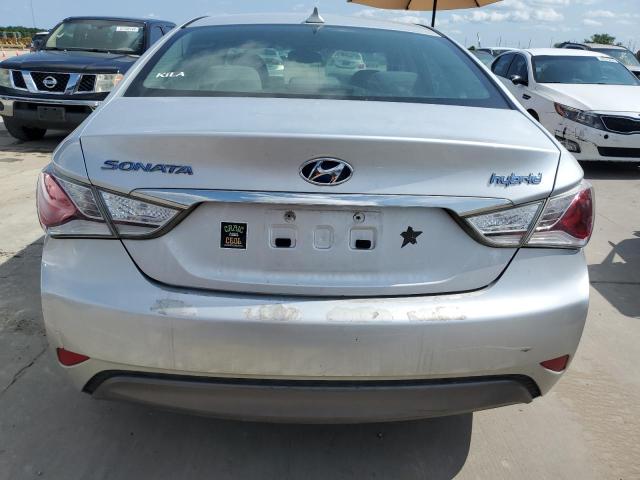 KMHEC4A44DA086267 - 2013 HYUNDAI SONATA HYBRID SILVER photo 6