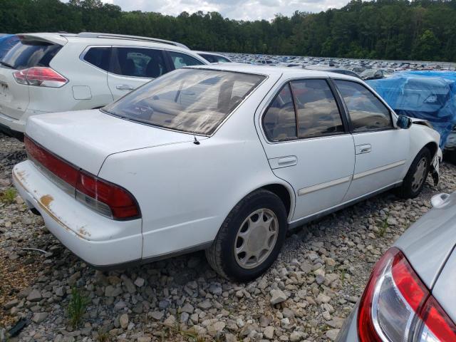 JN1HJ01F3PT103718 - 1993 NISSAN MAXIMA GXE WHITE photo 3