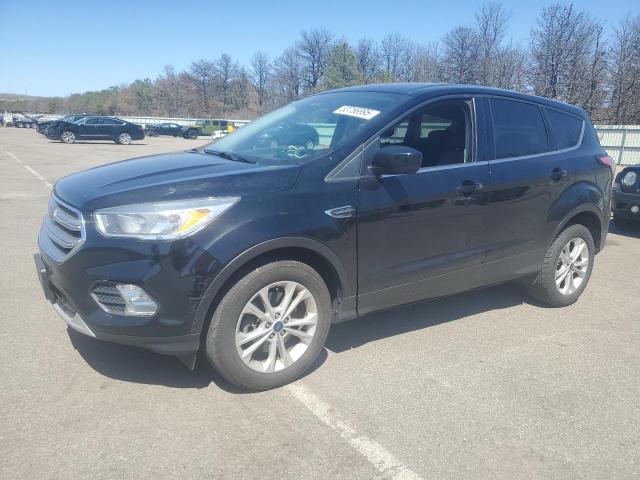 2017 FORD ESCAPE SE, null