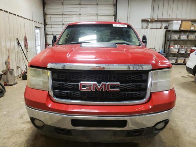 1GT120CG3BF159330 - 2011 GMC SIERRA K2500 SLE RED photo 5