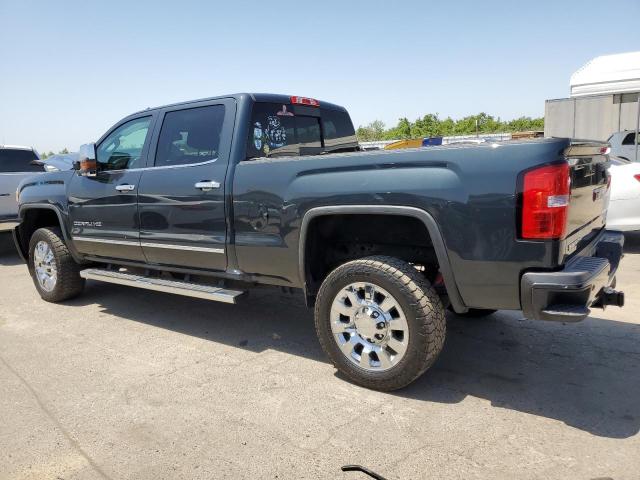 1GT12UEY9JF100617 - 2018 GMC SIERRA K2500 DENALI GRAY photo 2