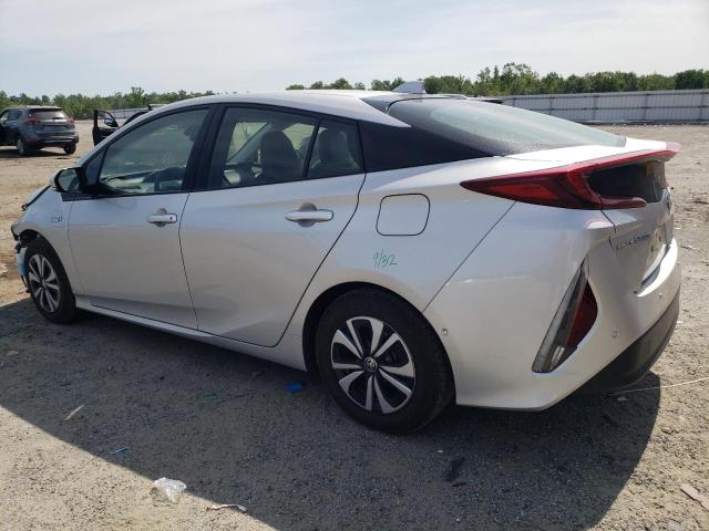 JTDKARFP1H3047403 - 2017 TOYOTA PRIUS PRIM SILVER photo 2