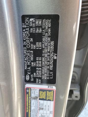 KNDJN2A29G7318086 - 2016 KIA SOUL GRAY photo 12