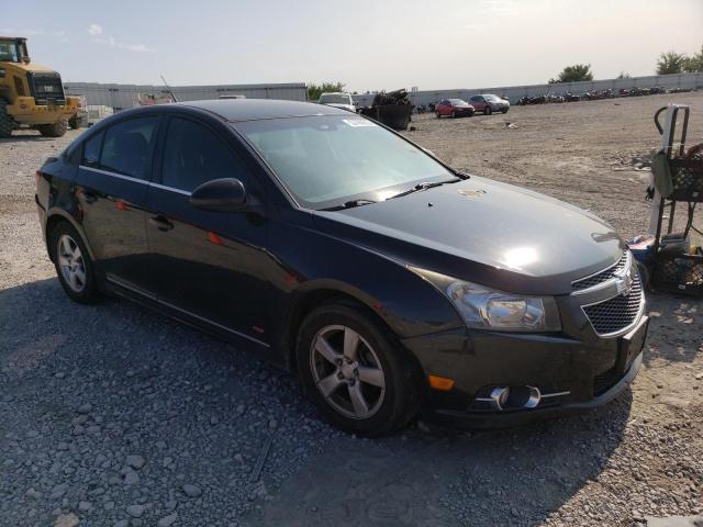 1G1PC5SB3D7328889 - 2013 CHEVROLET CRUZE LT BLACK photo 4