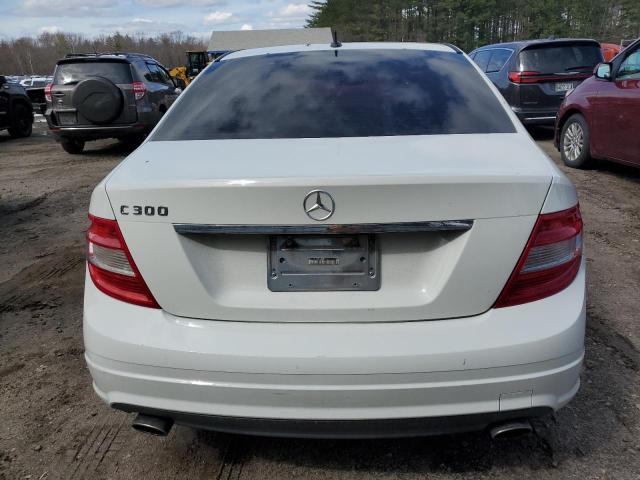 WDDGF5EB8BR177663 - 2011 MERCEDES-BENZ C 300 WHITE photo 6