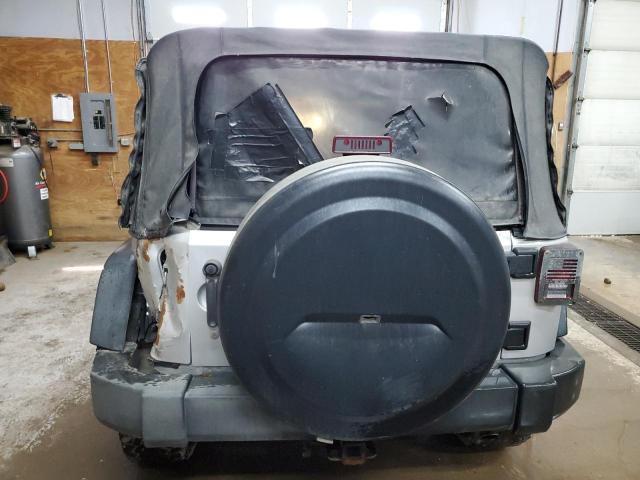 1J4GA39198L639250 - 2008 JEEP WRANGLER U X SILVER photo 6