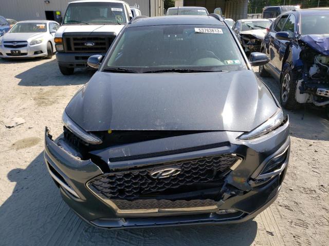 KM8K3CA52JU168353 - 2018 HYUNDAI KONA LIMITED GRAY photo 5