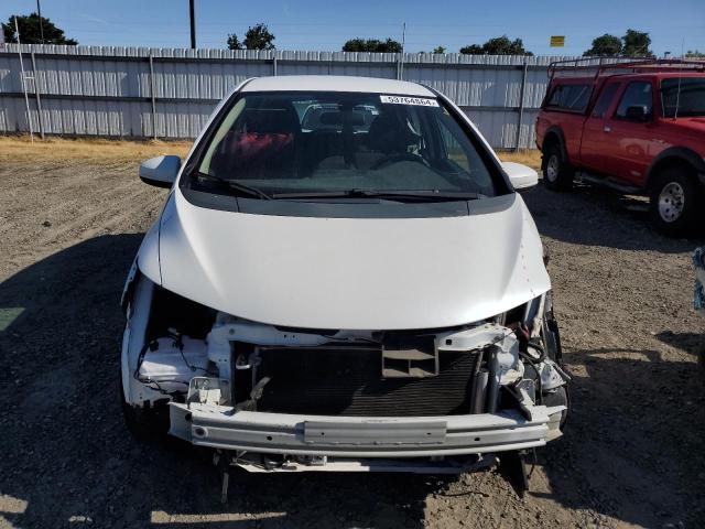 3HGGK5G55FM738553 - 2015 HONDA FIT LX WHITE photo 5