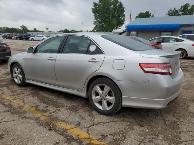 4T1BF3EK9BU157570 - 2011 TOYOTA CAMRY BASE SILVER photo 2