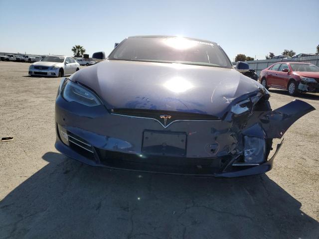 5YJSA1E26JF300098 - 2018 TESLA MODEL S BLUE photo 5