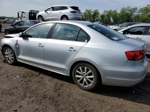 3VWDP7AJ8DM297158 - 2013 VOLKSWAGEN JETTA SE SILVER photo 2