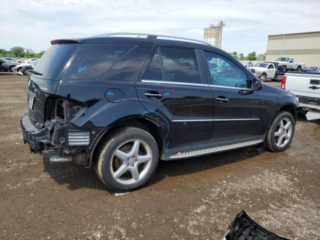 4JGBB72E09A485246 - 2009 MERCEDES-BENZ ML 550 BLACK photo 3