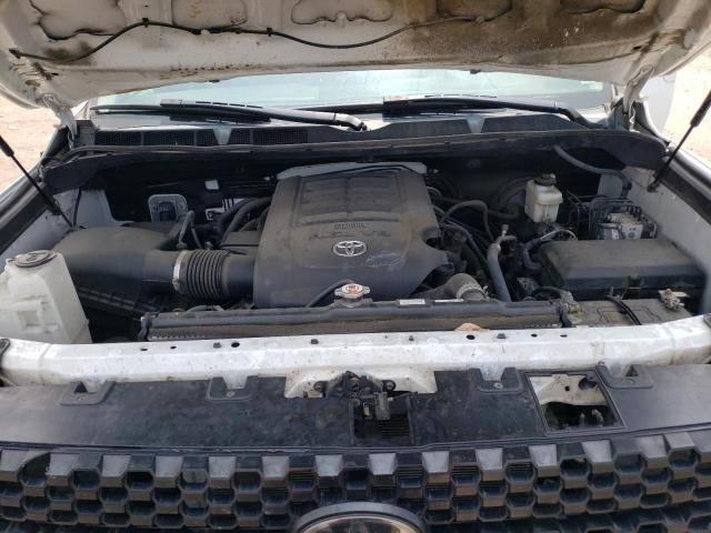 5TFUM5F16KX081017 - 2019 TOYOTA TUNDRA DOUBLE CAB SR/SR5 WHITE photo 11