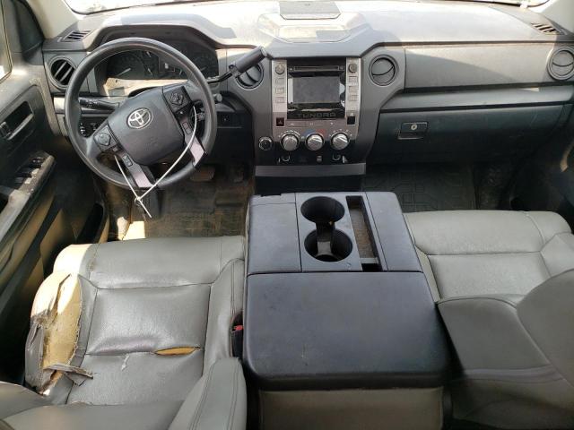 5TFUM5F16KX081017 - 2019 TOYOTA TUNDRA DOUBLE CAB SR/SR5 WHITE photo 8