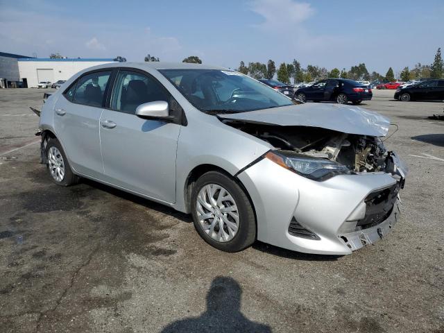 5YFBURHE4KP943857 - 2019 TOYOTA COROLLA L SILVER photo 4