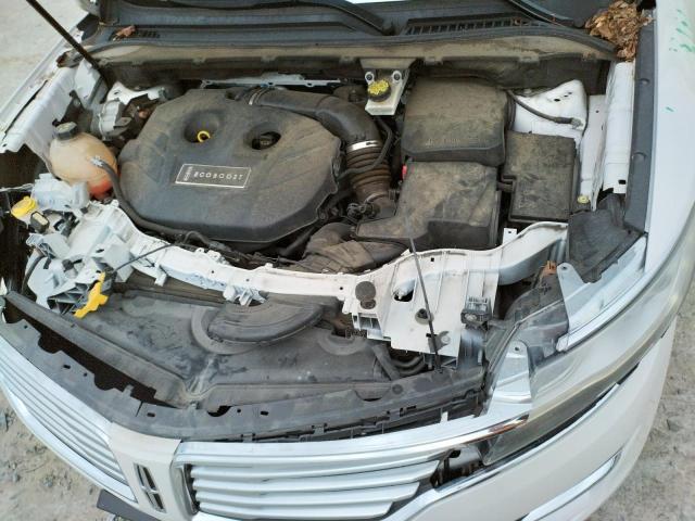 5LMCJ2C91HUL12146 - 2017 LINCOLN MKC SELECT Սպիտակ լուսանկար 11
