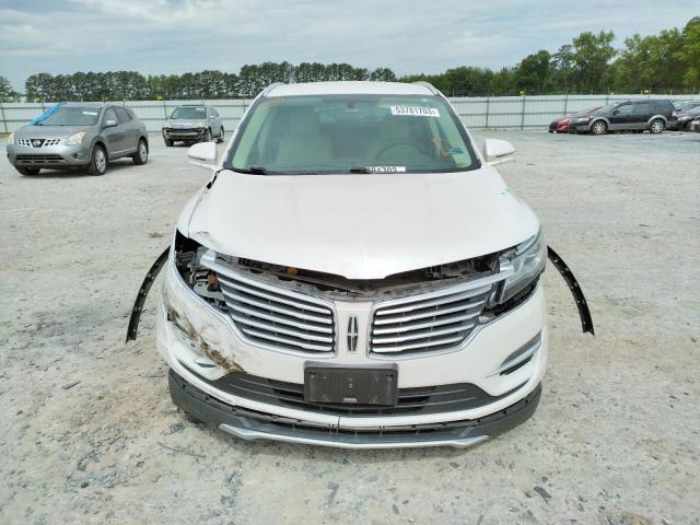5LMCJ2C91HUL12146 - 2017 LINCOLN MKC SELECT Սպիտակ լուսանկար 5