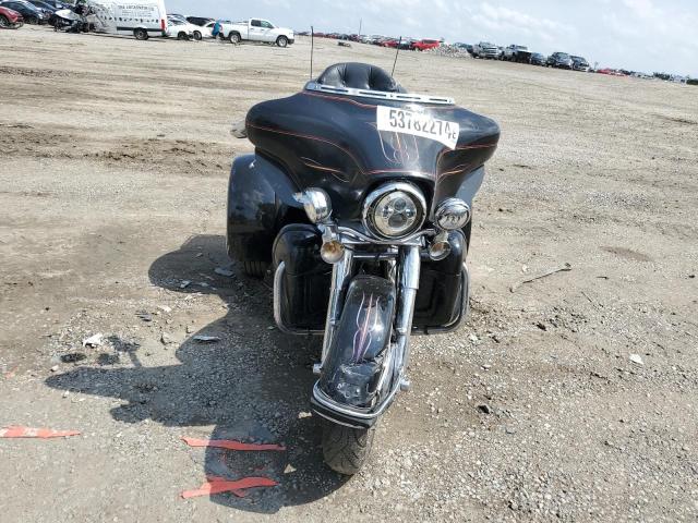 1HD1FCW141Y632778 - 2001 HARLEY-DAVIDSON FLHTCUI 黑色 照片 2