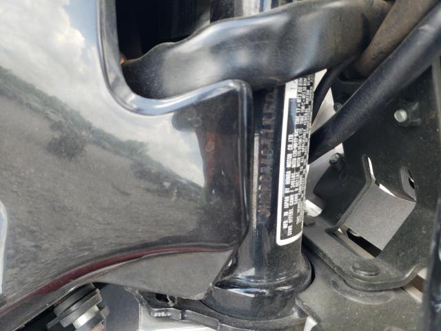 JH2RC44641K502611 - 2001 HONDA VT750 CD2 BLACK photo 8