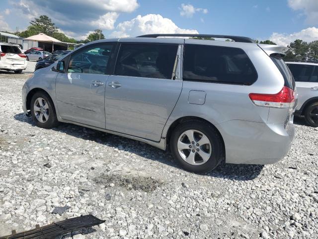 5TDKK3DC6BS122371 - 2011 TOYOTA SIENNA LE GRAY photo 2