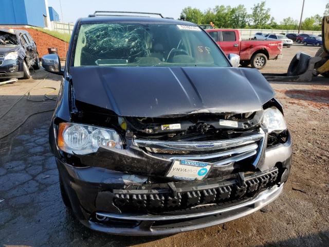 2C4RC1JG1GR221445 - 2016 CHRYSLER TOWN & COU LIMITED GRAY photo 5