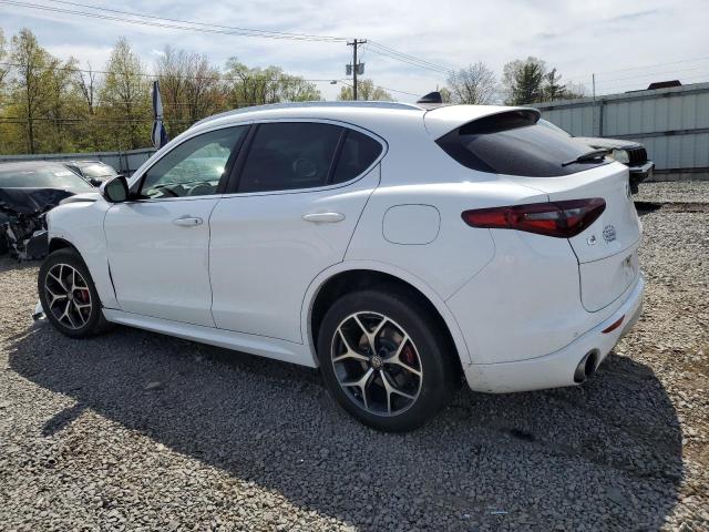 ZASPAKBN1M7D17256 - 2021 ALFA ROMEO STELVIO TI WHITE photo 2