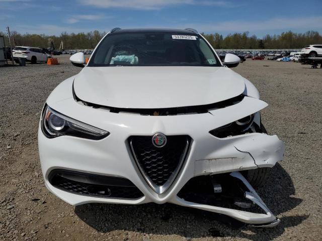 ZASPAKBN1M7D17256 - 2021 ALFA ROMEO STELVIO TI WHITE photo 5