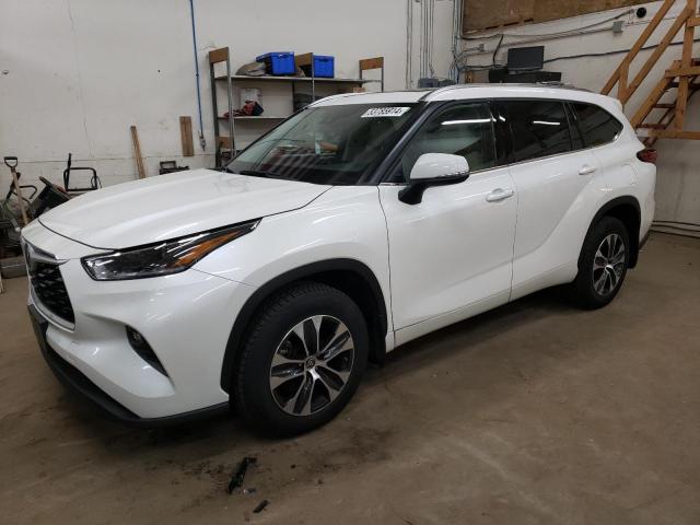 2021 TOYOTA HIGHLANDER XLE, 