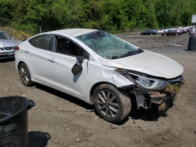 5NPDH4AE2FH569648 - 2015 HYUNDAI ELANTRA SE WHITE photo 4