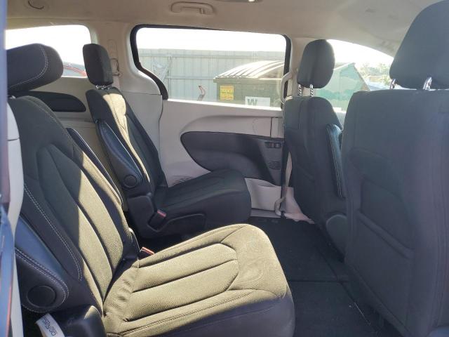 2C4RC1CG8RR127983 - 2024 CHRYSLER VOYAGER LX BLACK photo 11