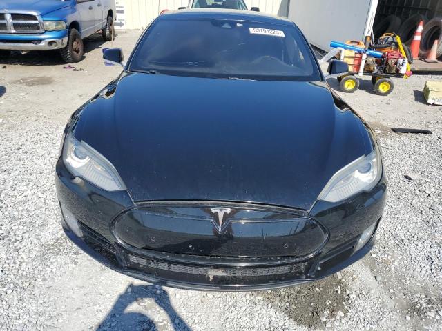 5YJSA1E25FF108839 - 2015 TESLA MODEL S შავი ფოტო 11