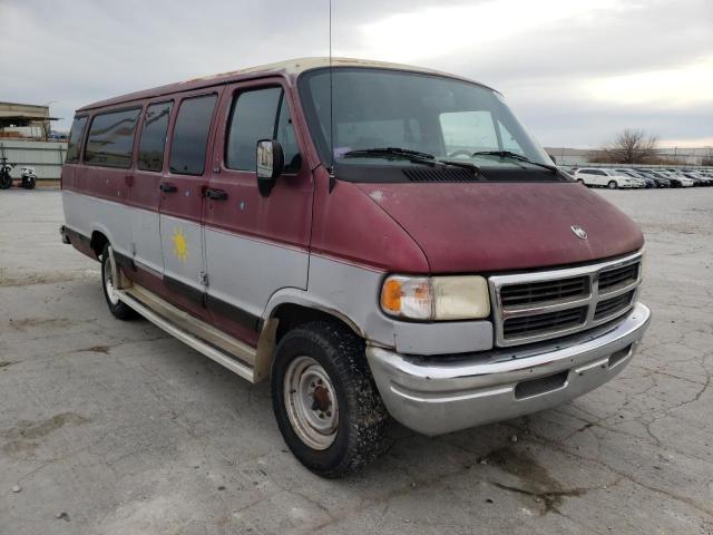 2B5WB35Z4TK135670 - 1996 DODGE RAM WAGON B3500 MAROON photo 1