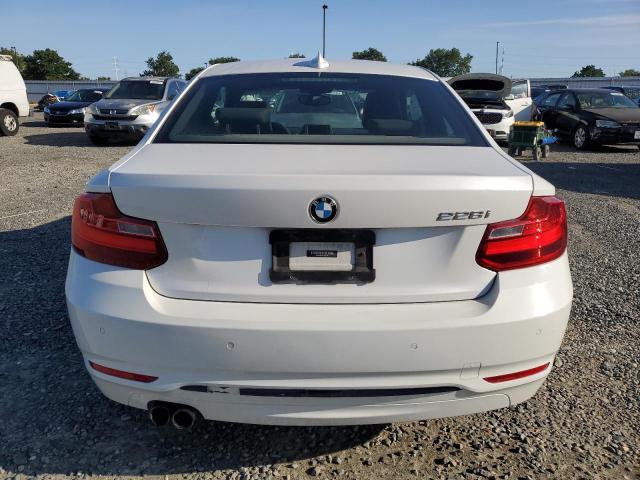 WBA1F5C58EV255946 - 2014 BMW 228 I WHITE photo 6