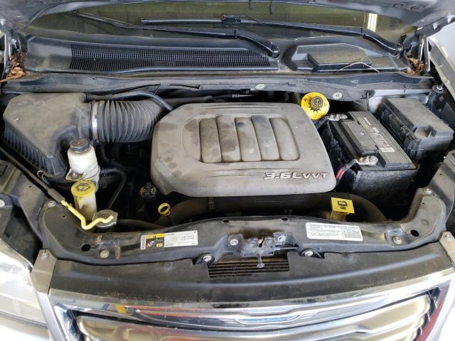 2C4RC1BG0ER233758 - 2014 CHRYSLER TOWN & COU TOURING SILVER photo 12