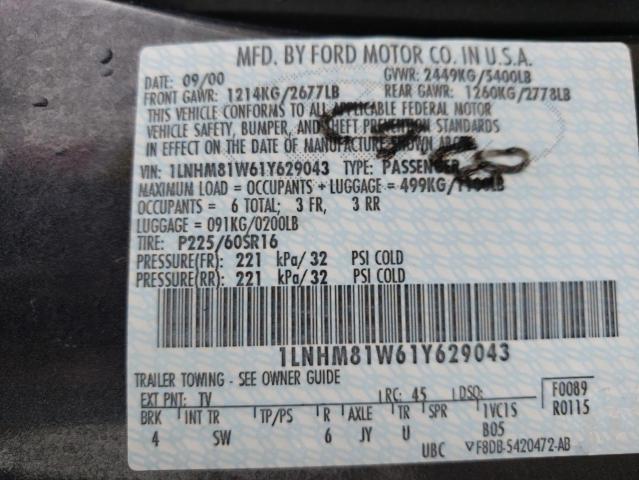 1LNHM81W61Y629043 - 2001 LINCOLN TOWN CAR EXECUTIVE GRAY photo 12