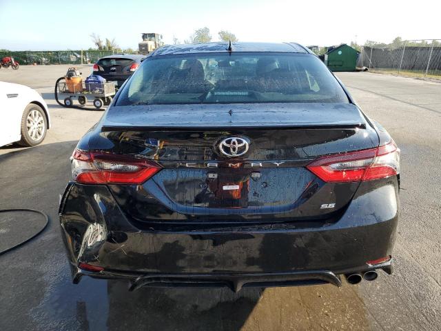 4T1G11AK7RU889723 - 2024 TOYOTA CAMRY SE NIGHT SHADE BLACK photo 6
