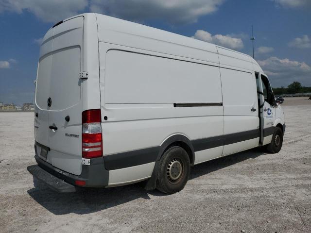 WD3PE8DC9F5963178 - 2015 MERCEDES-BENZ SPRINTER 2500 WHITE photo 3