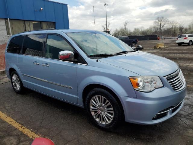 2C4RC1CG7DR665180 - 2013 CHRYSLER TOWN & COU TOURING L BLUE photo 4