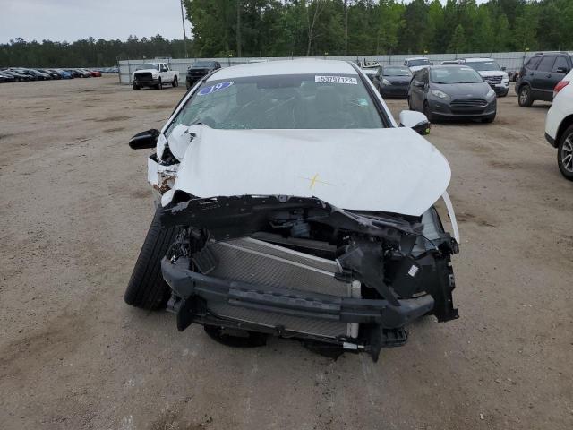 5NPE34AF0KH747918 - 2019 HYUNDAI SONATA LIMITED WHITE photo 11