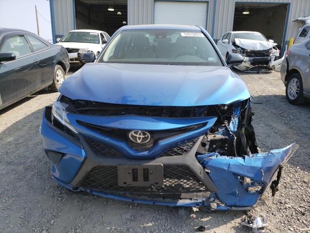 4T1B11HK4KU190894 - 2019 TOYOTA CAMRY L BLUE photo 5