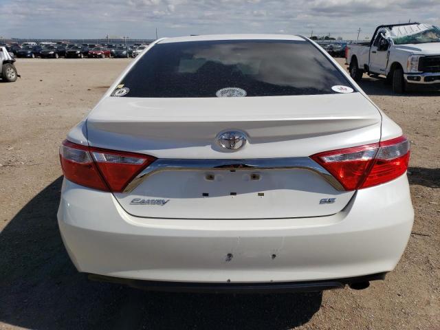 4T1BF1FK2HU336268 - 2017 TOYOTA CAMRY LE WHITE photo 6