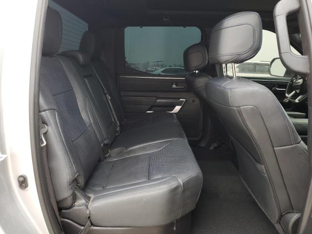 5TFNA5EC6PX011699 - 2023 TOYOTA TUNDRA CREWMAX PLATINUM Silber Foto 10